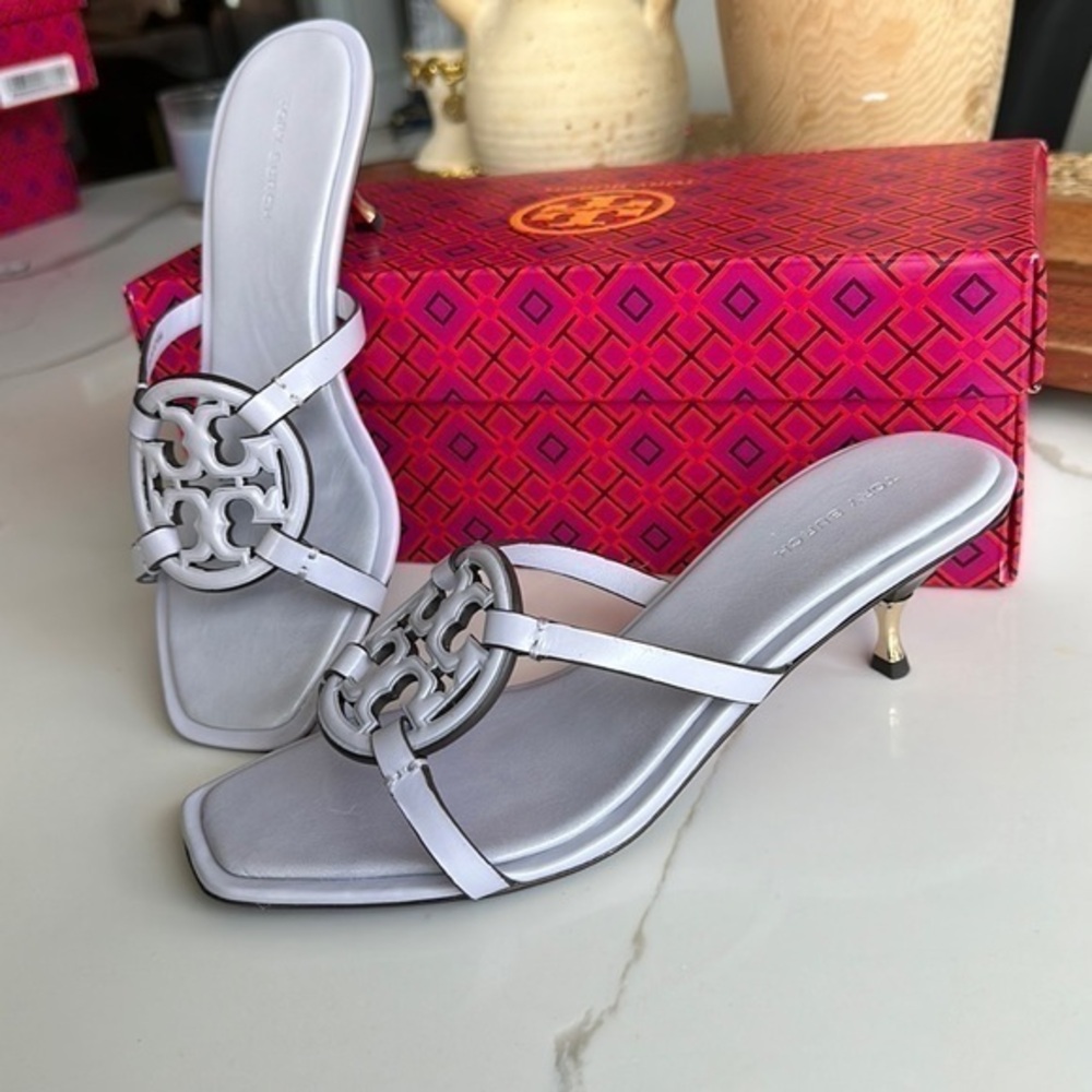 MILLER LOW HEEL SANDAL